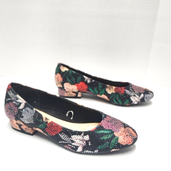 Alex Marie Black and Floral Sequence Flats - Picture 1 of 6